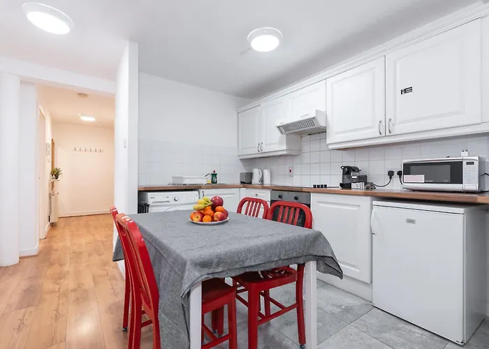 Apartmán Spacious 3-bed In Center *