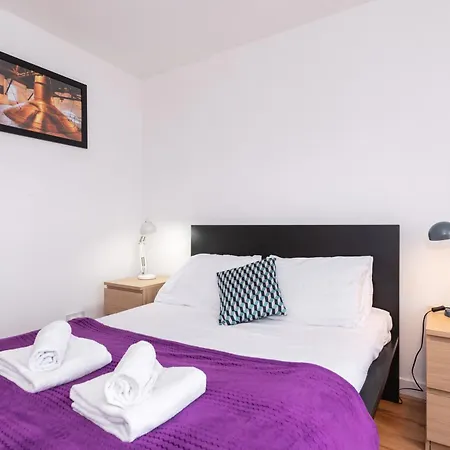 Spacious 3-bed In Center * دبلن