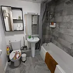 Spacious 3-bed In Center Dublín