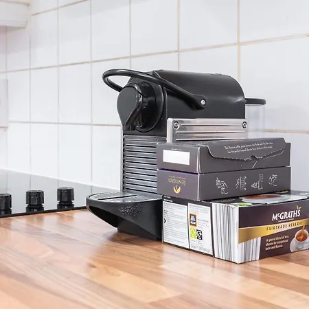 Spacious 3-bed In Center アパート ダブリン